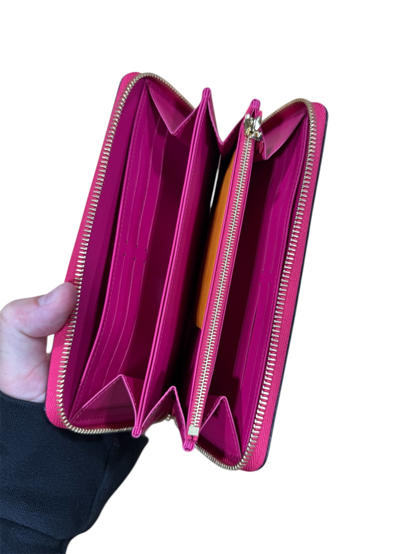 Louis Vuitton Pink Valentine Monogram zippy wallet *Limited Edition*