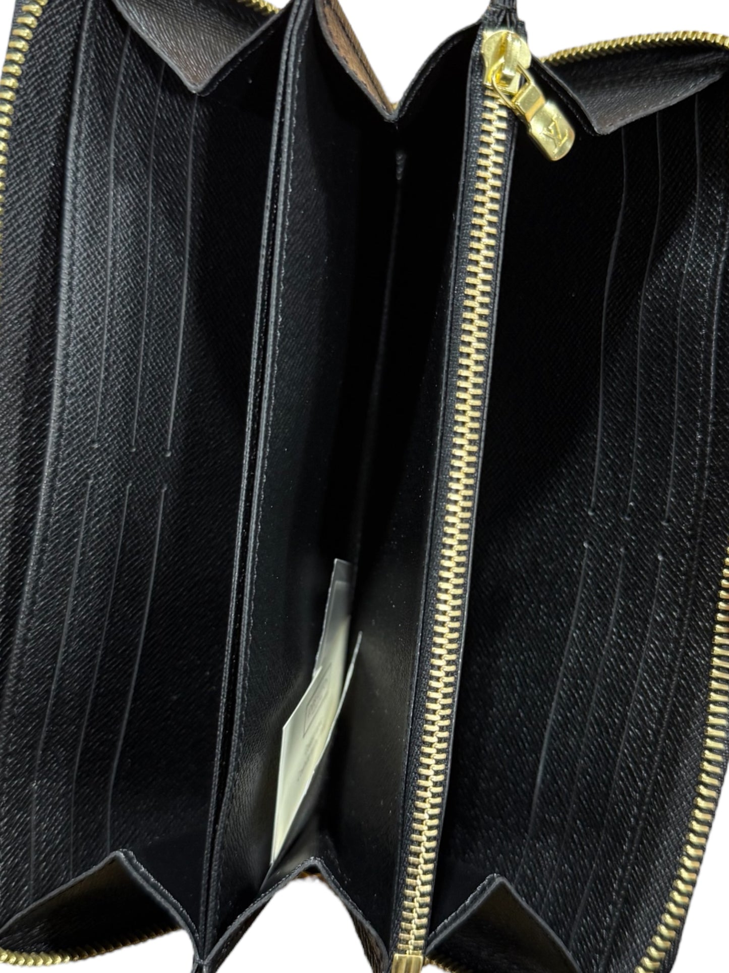 Louis Vuitton Zippy Wallet "Game On" Black