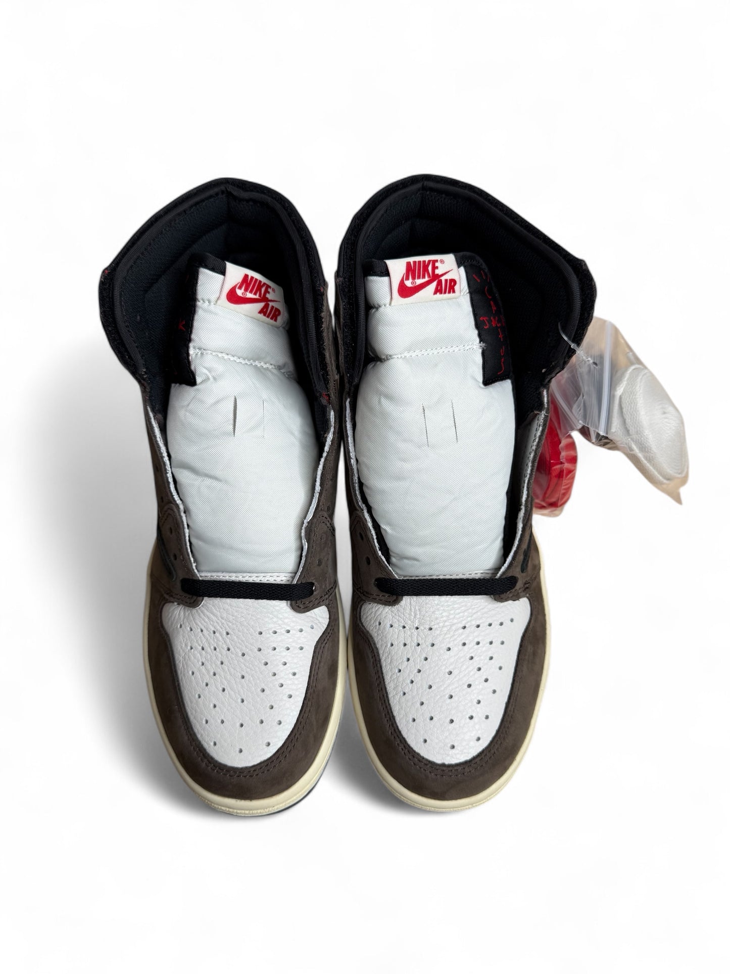 Travis Scott Air Jordan 1 High Mocha