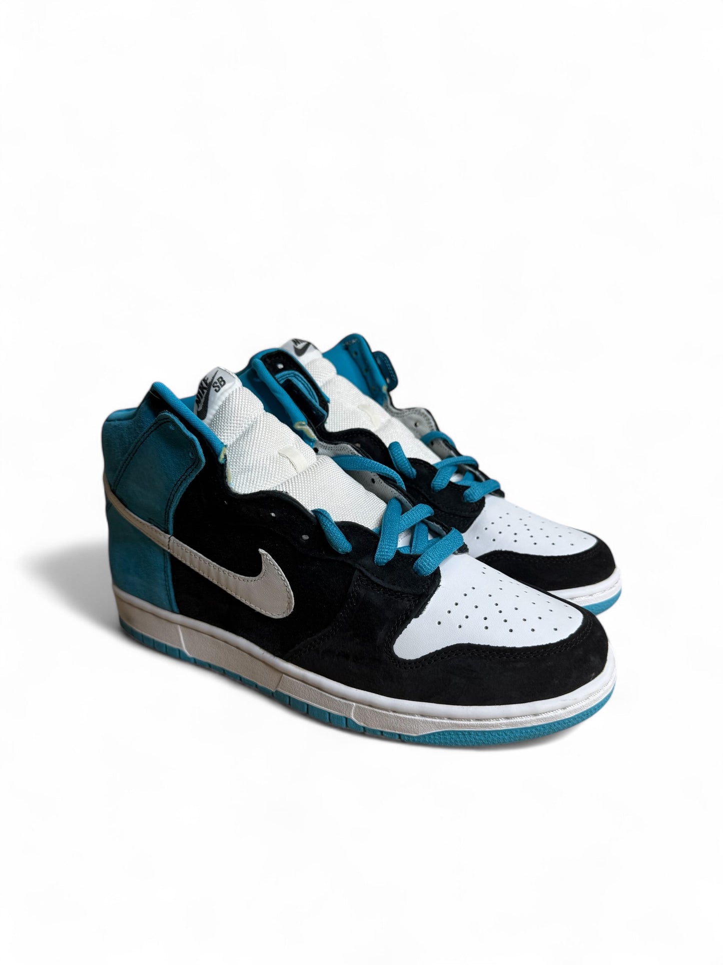 Send Help Nike SB Dunk High