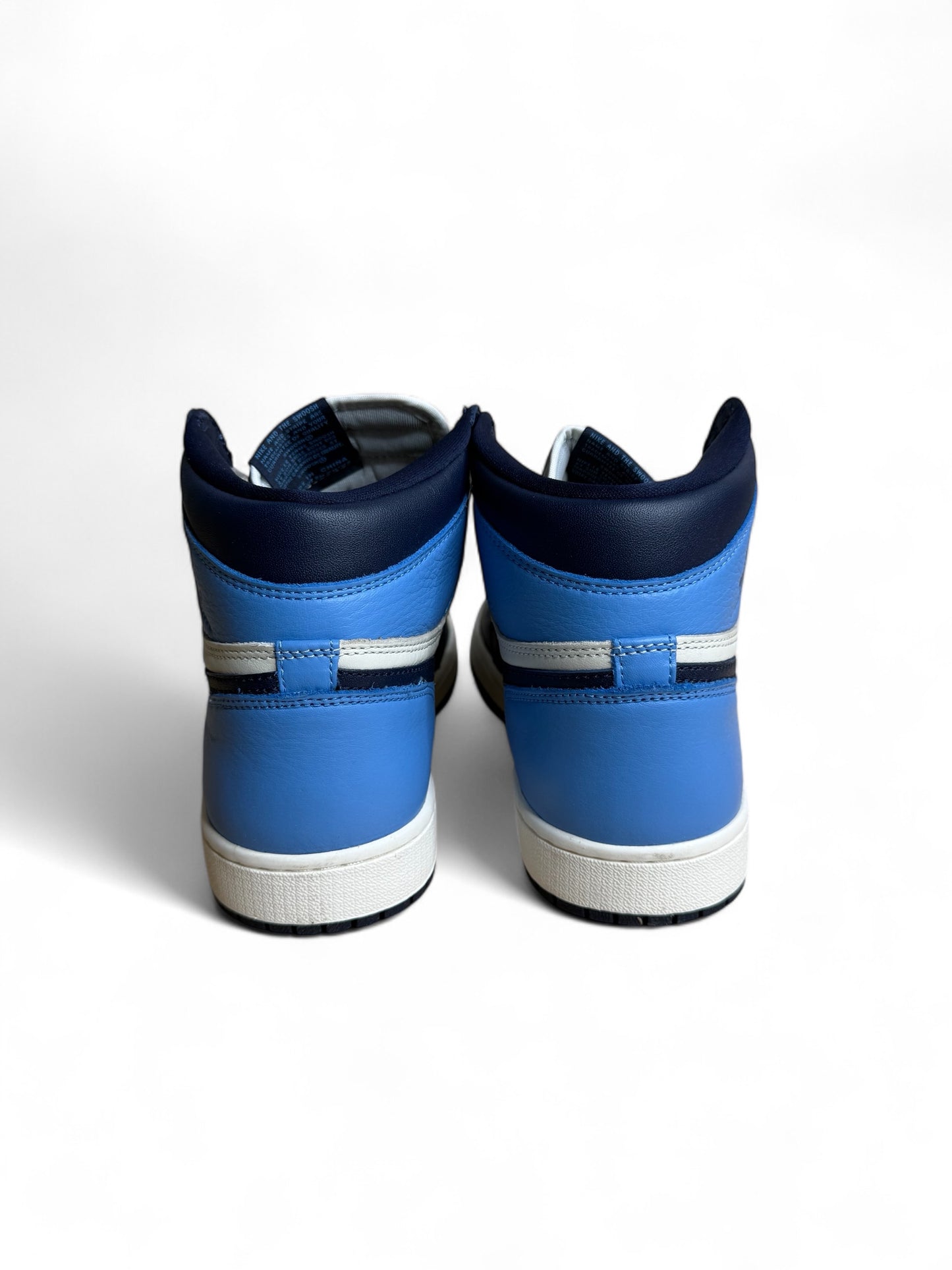 Air Jordan 1 Retro High OG Obsidian