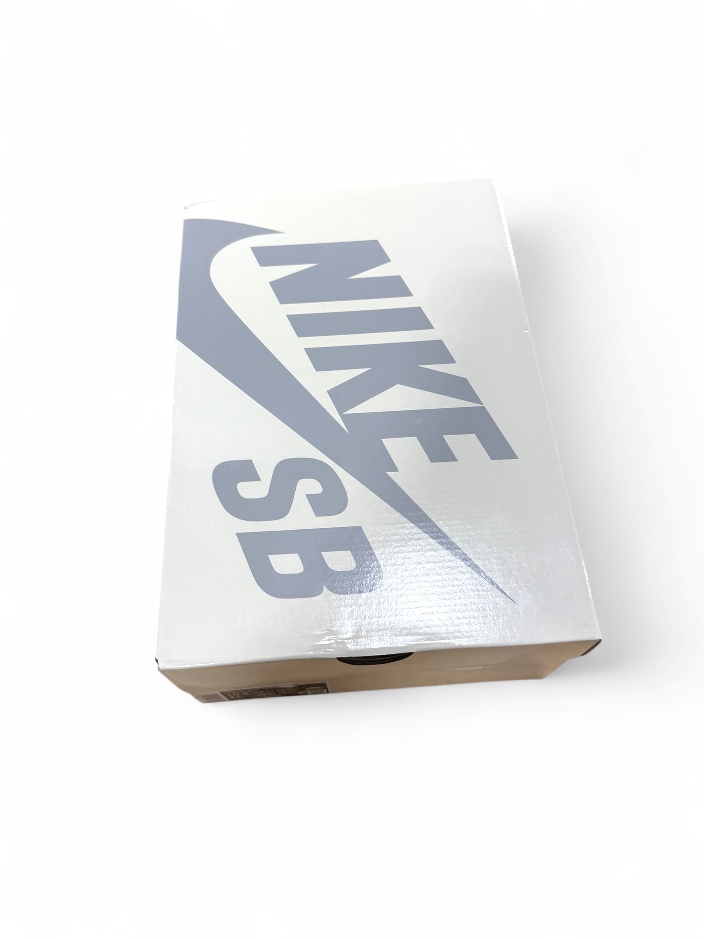 Albino & Preto Nike SB Dunk Low