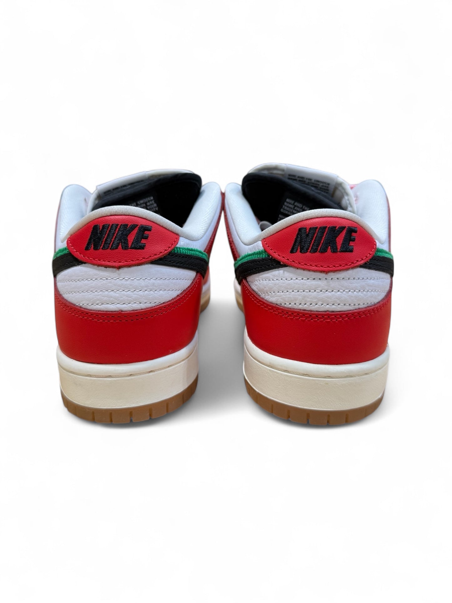 Frame Skate Habibi Nike SB Dunk Low (Tried On)