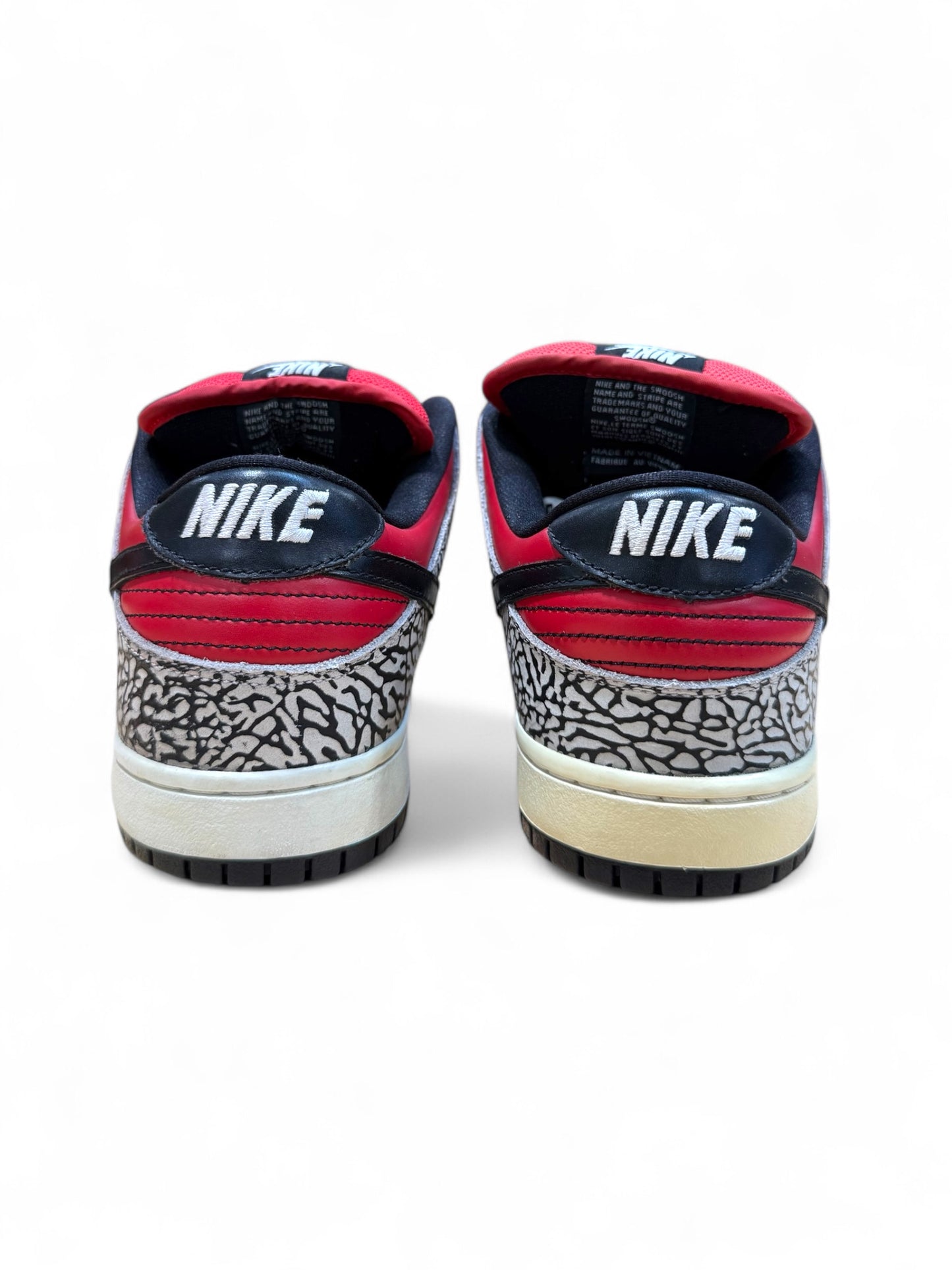 Nike SB Dunk Low Supreme Red Cement (Pre-Owned)