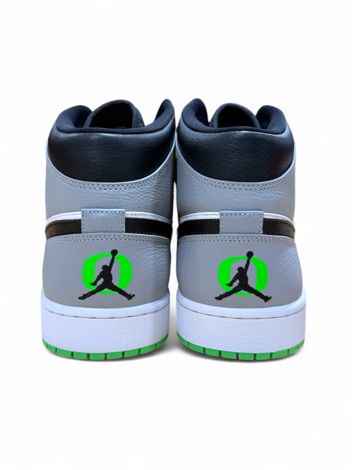 Oregon Ducks Air Jordan 1 Mid PE
