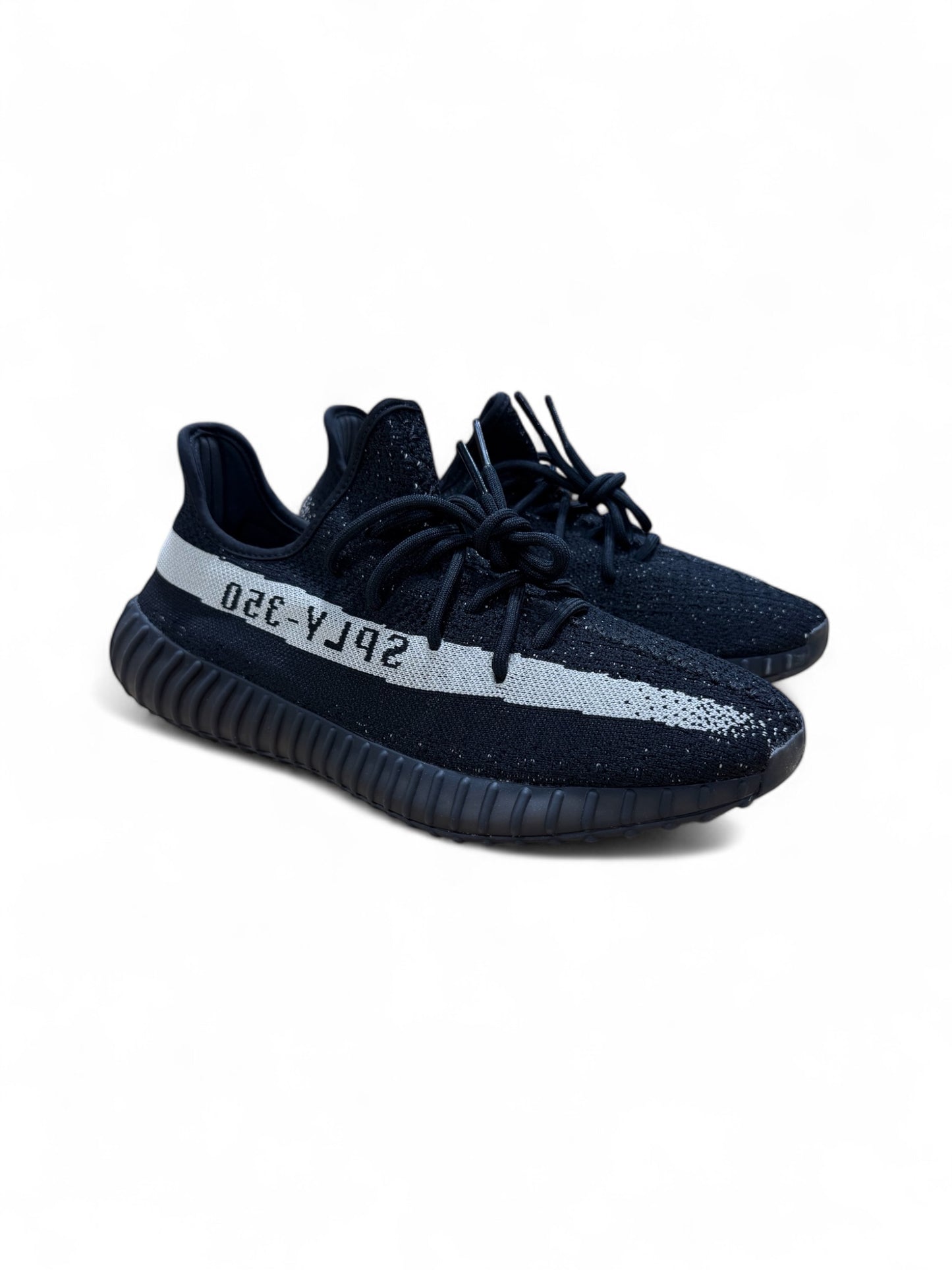 Yeezy 350 V2 Oreo