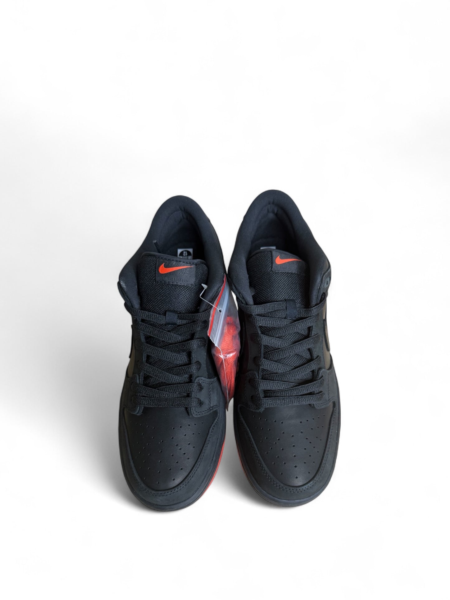 Black Pigeon Nike SB Dunk Low