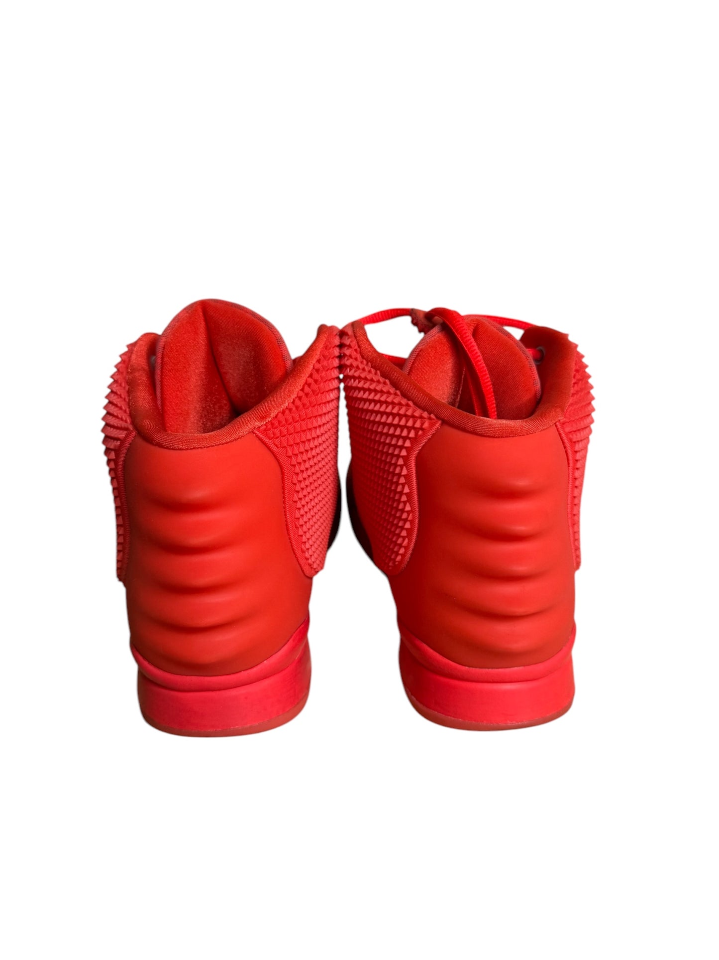 Red October Nike Air Yeezy 2 (Pre-Owned)