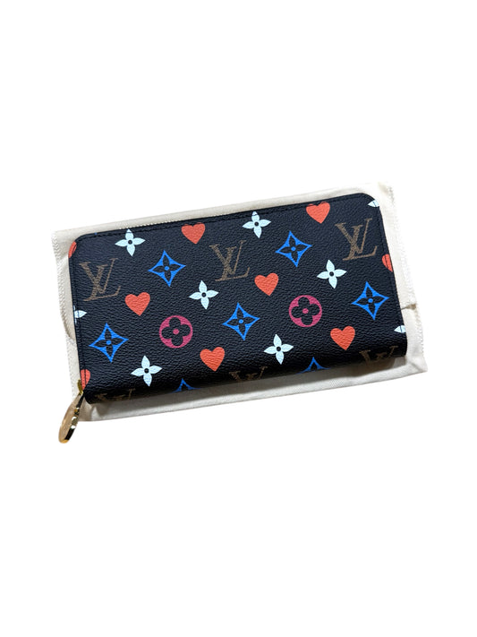 Louis Vuitton Zippy Wallet "Game On" Black