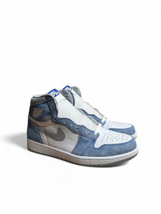 Air Jordan 1 Retro High Hyper Royal