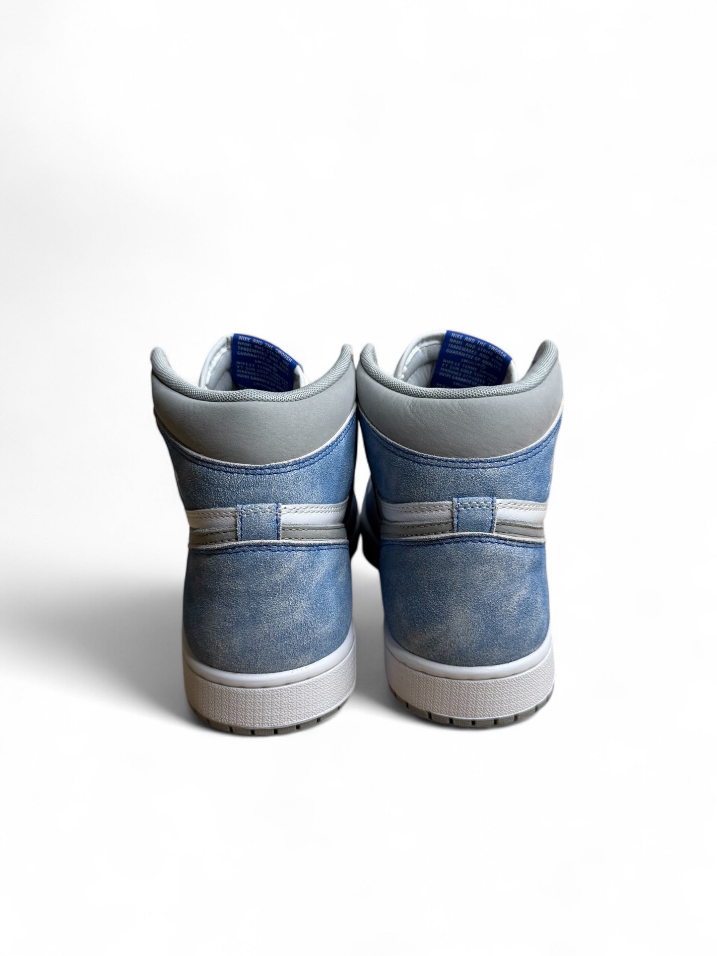 Air Jordan 1 Retro High Hyper Royal
