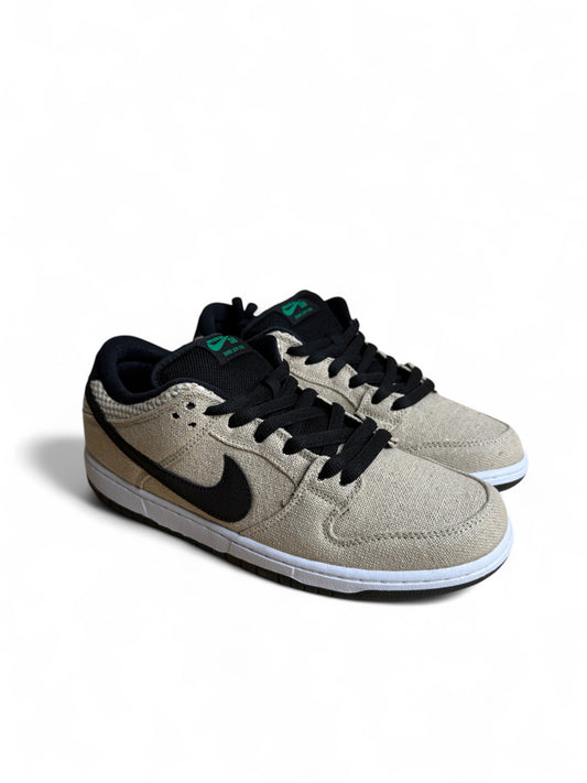 4/20 Nike SB Dunk Low