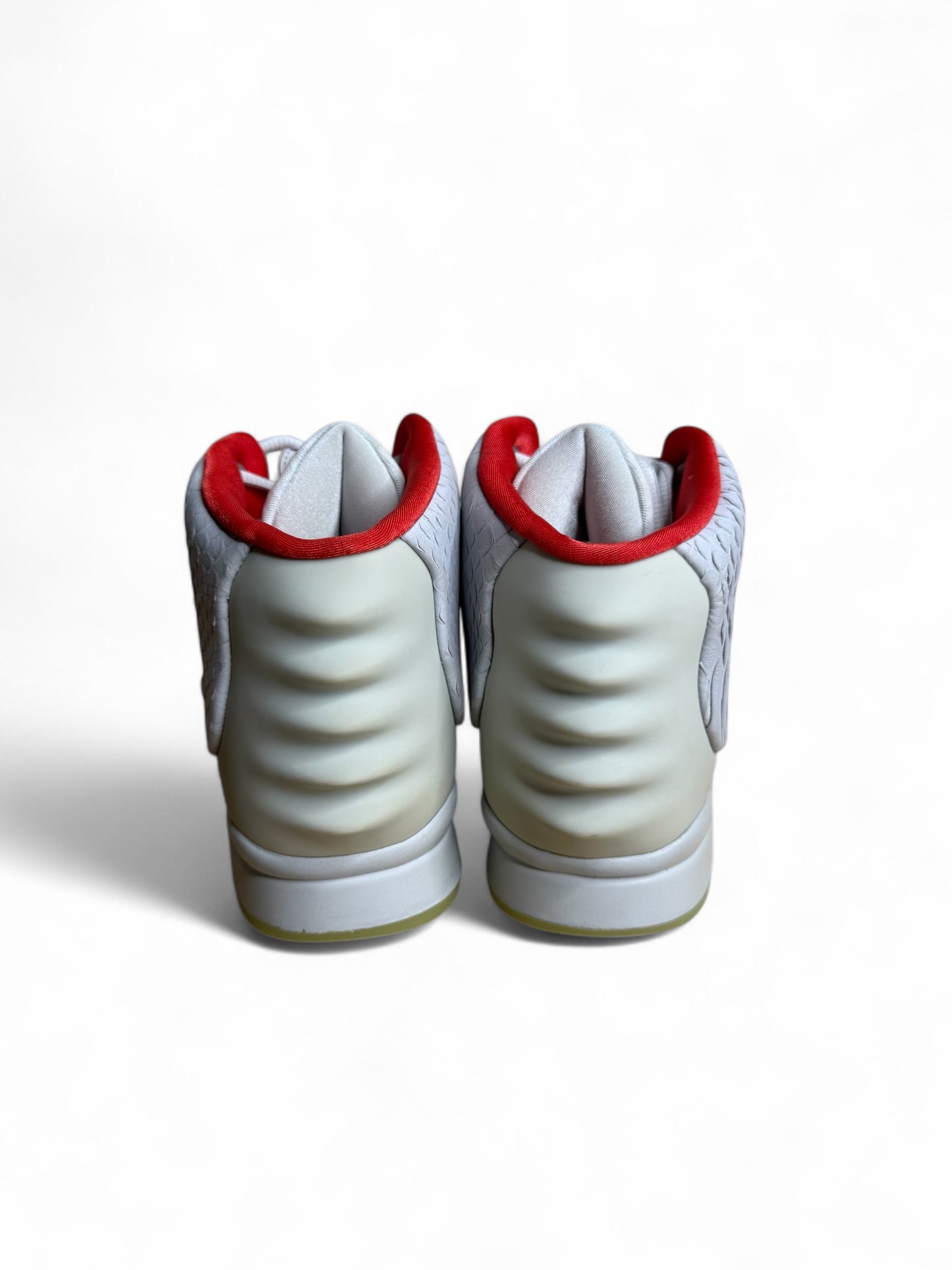 Nike air Yeezy 2 pure Platinum