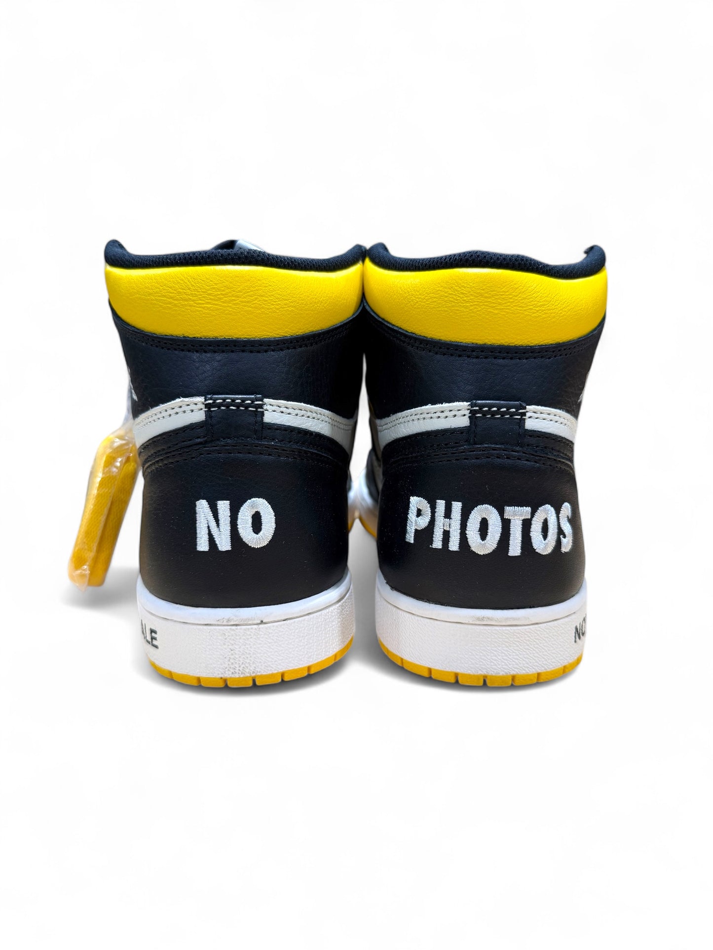 Not for resale Jordan 1 high "Maize"