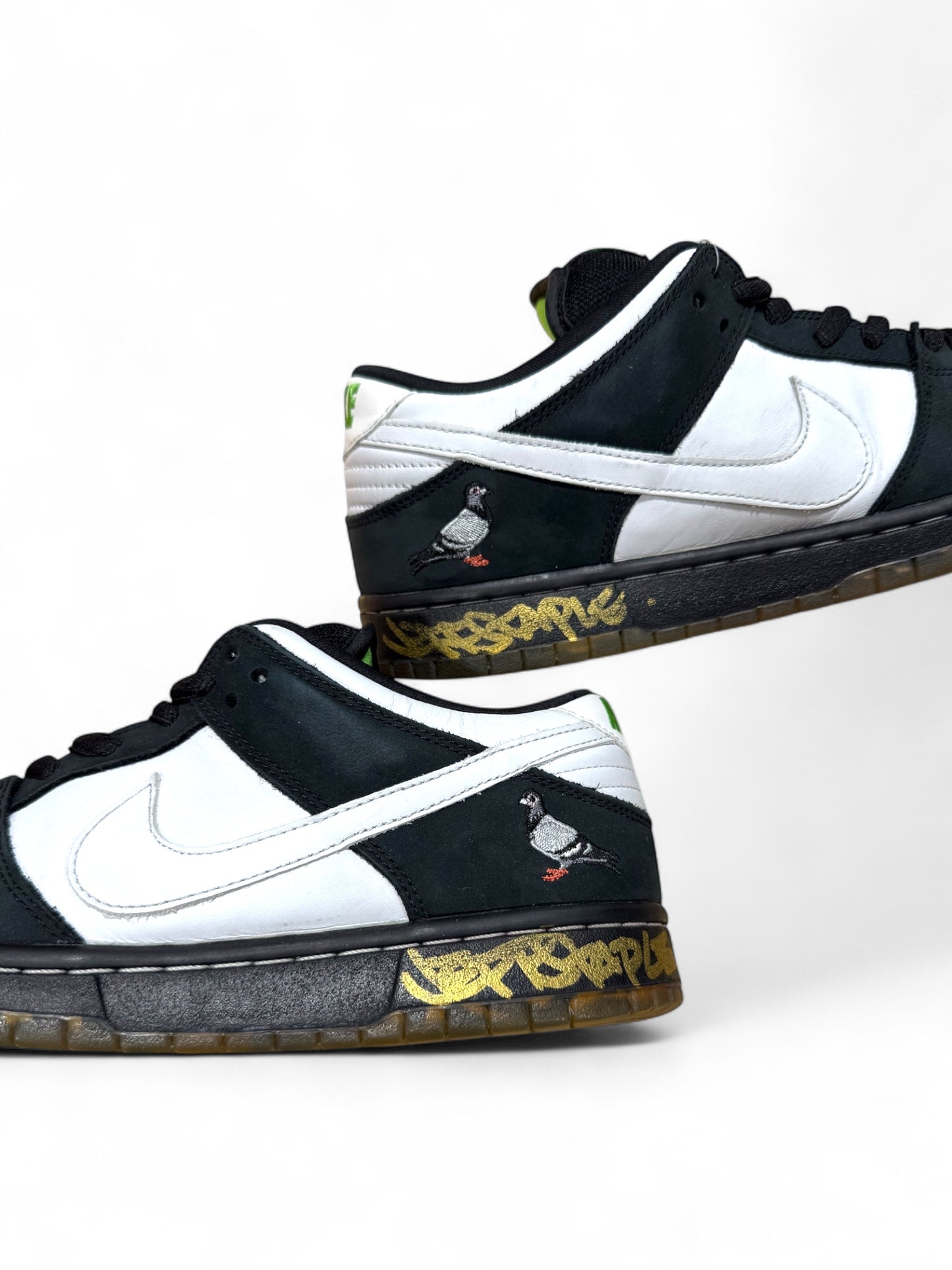 Staple Panda Pigeon Nike Sb Dunk Low *Signed By Jeff Staple* (Pre-Owned)