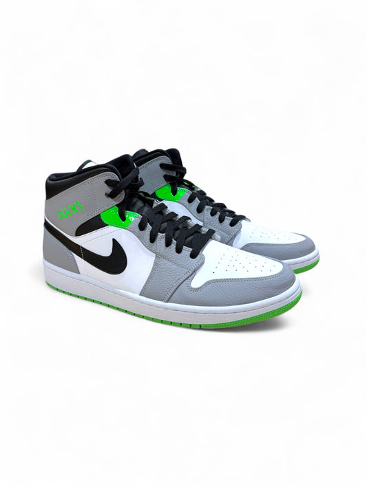 Oregon Ducks Air Jordan 1 Mid PE