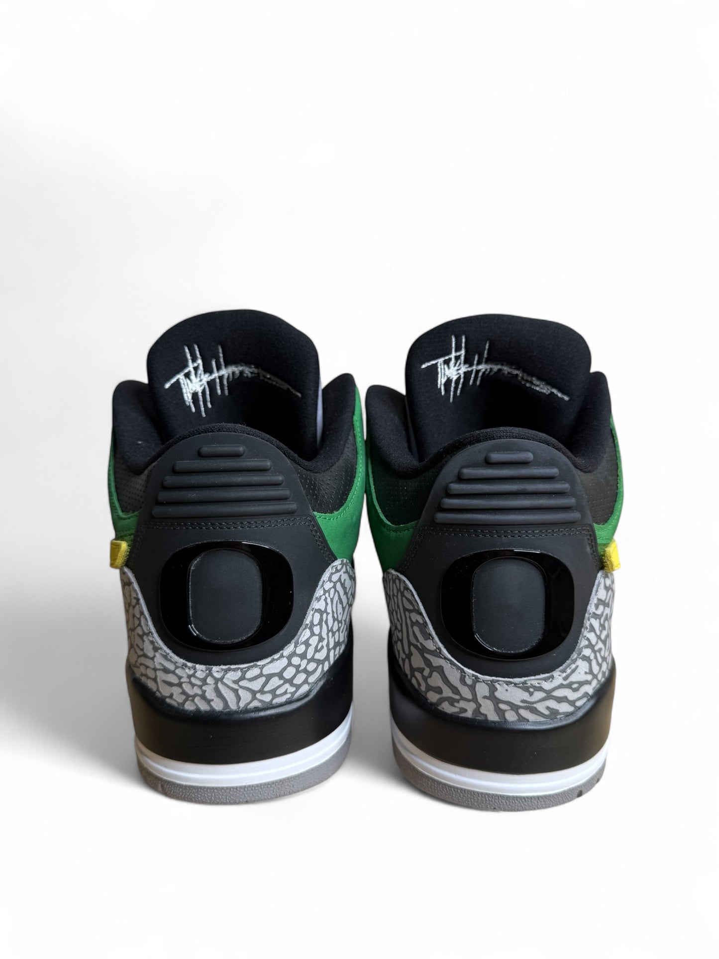 Oregon Ducks Air Jordan 3 Tinker PE (Pre-Owned)