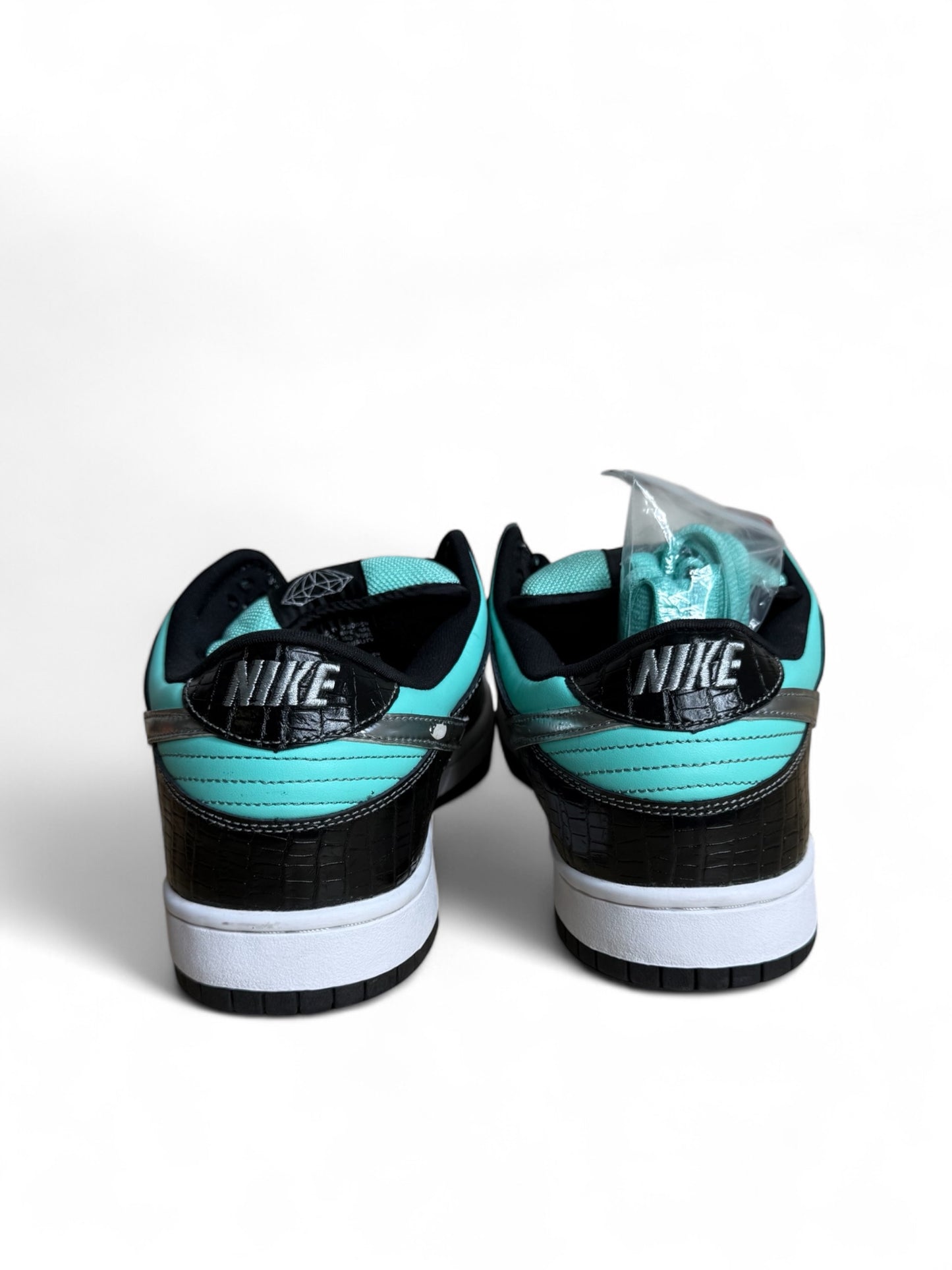 Diamond Nike SB Dunk Low Tiffany