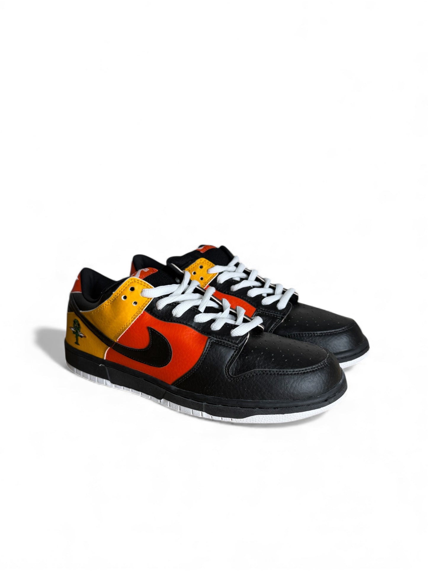 Raygun Nike SB Dunk Low 2005