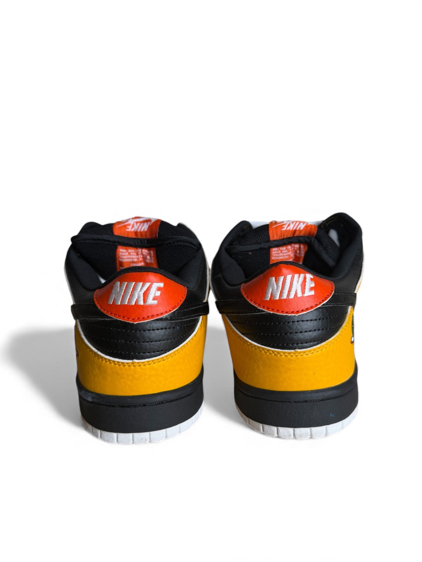 Raygun Nike SB Dunk Low 2005