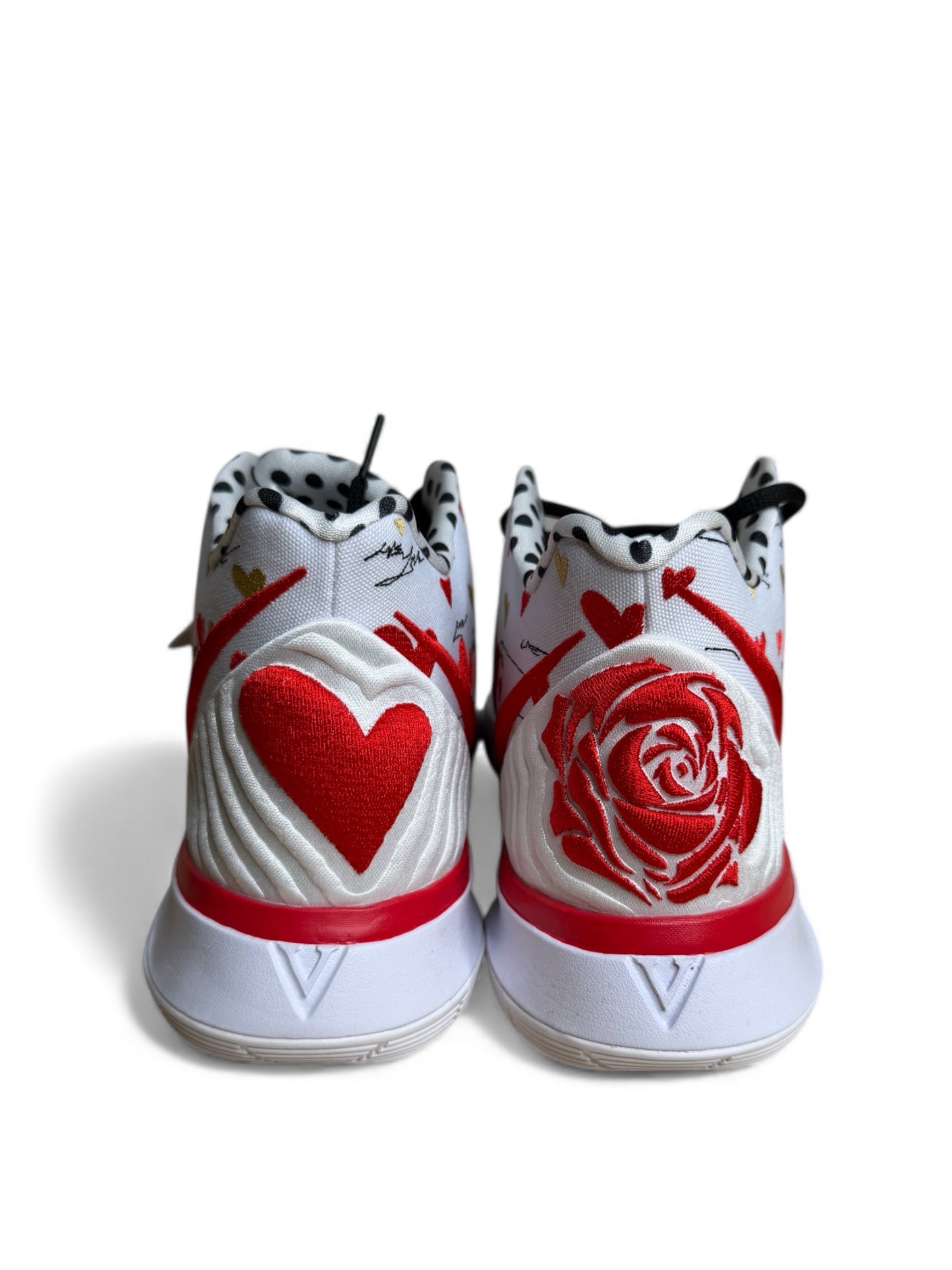 Nike Kyrie 5 Sneaker Room Mom White