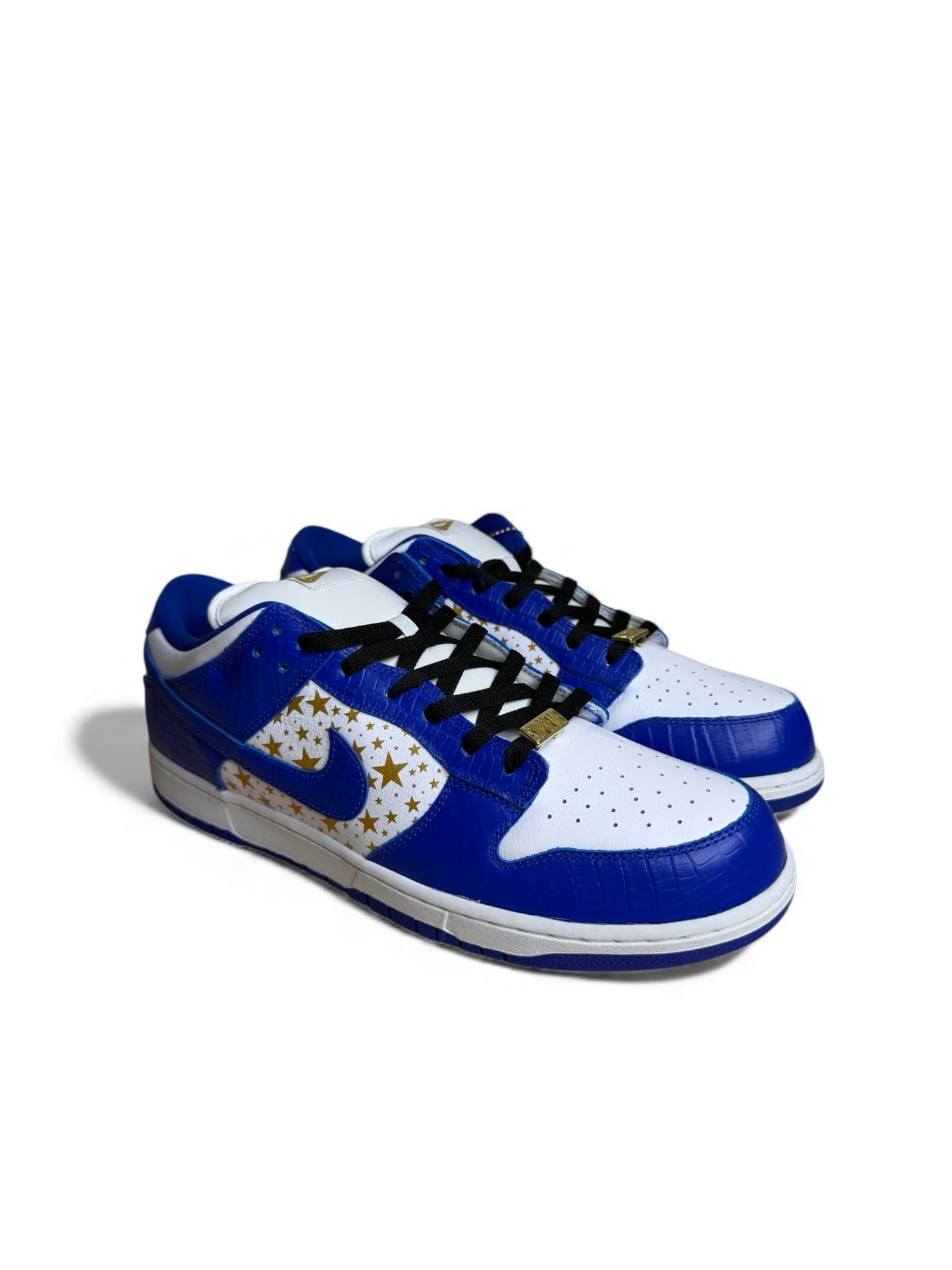 Supreme Nike SB Dunk Low Blue Stars