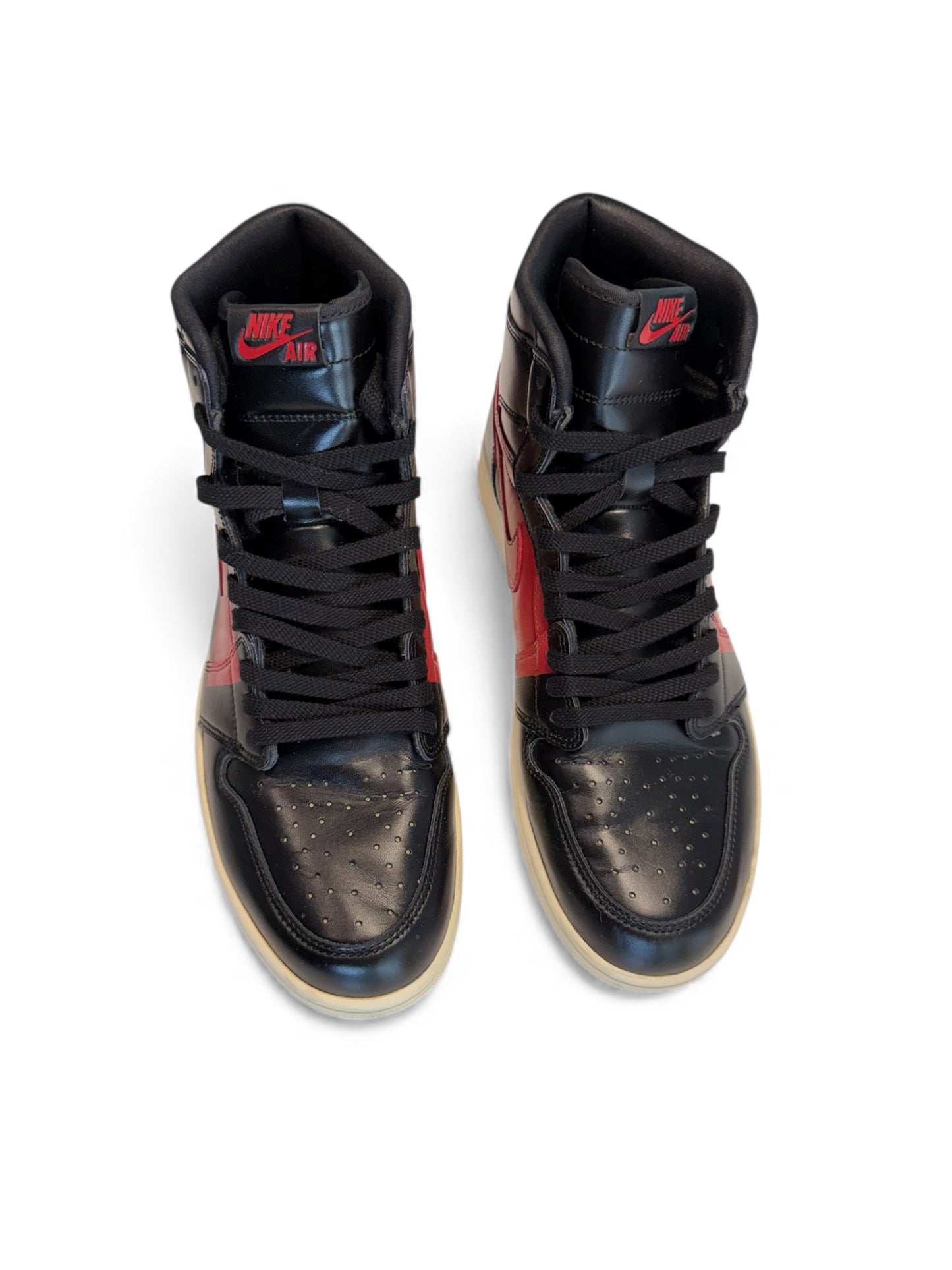 Jordan 1 OG Defiant Couture (Pre-Owned)