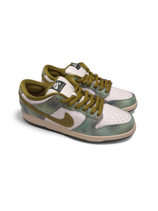 Nike SB Dunk Low Alexis Sablone Chameleon