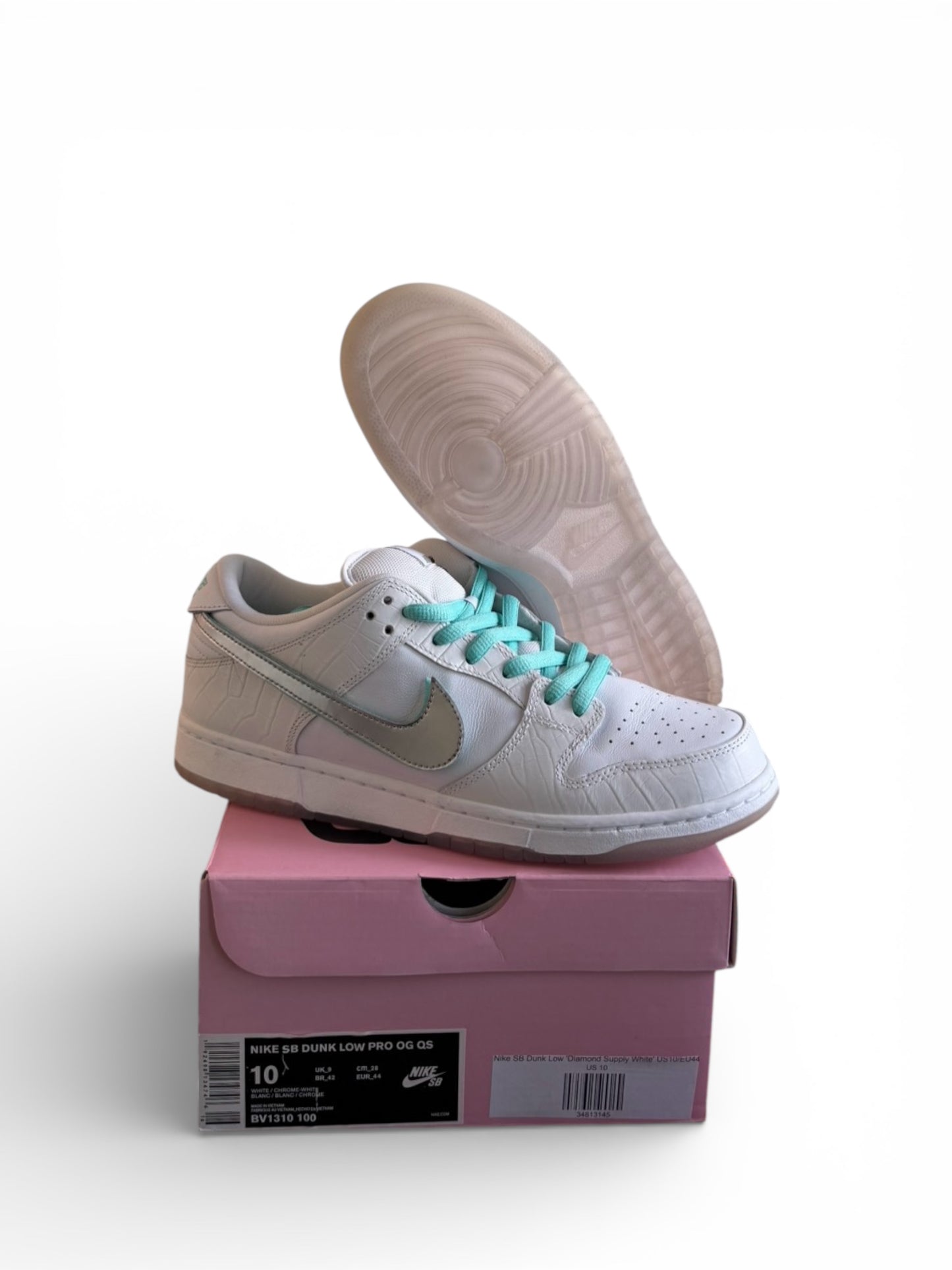 Diamond Supply Co. Nike SB Dunk Low White